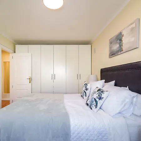 Portugal Portfolio - *